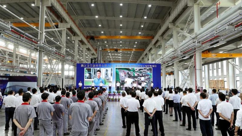 拉丝油型号规格解析：如何挑选适合的润滑解决方案