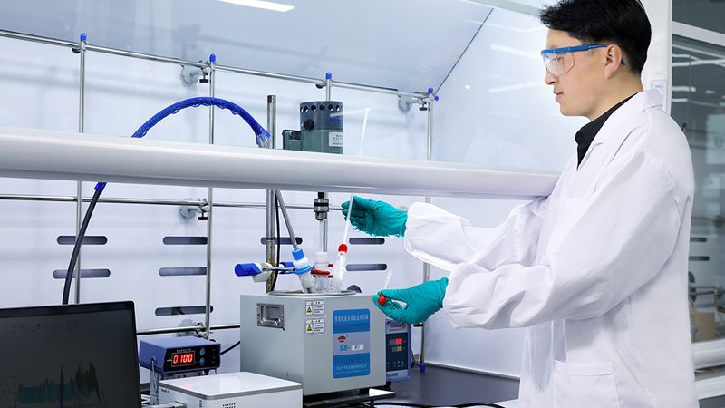 污水处理消泡剂：揭秘其作用机理与选择要点